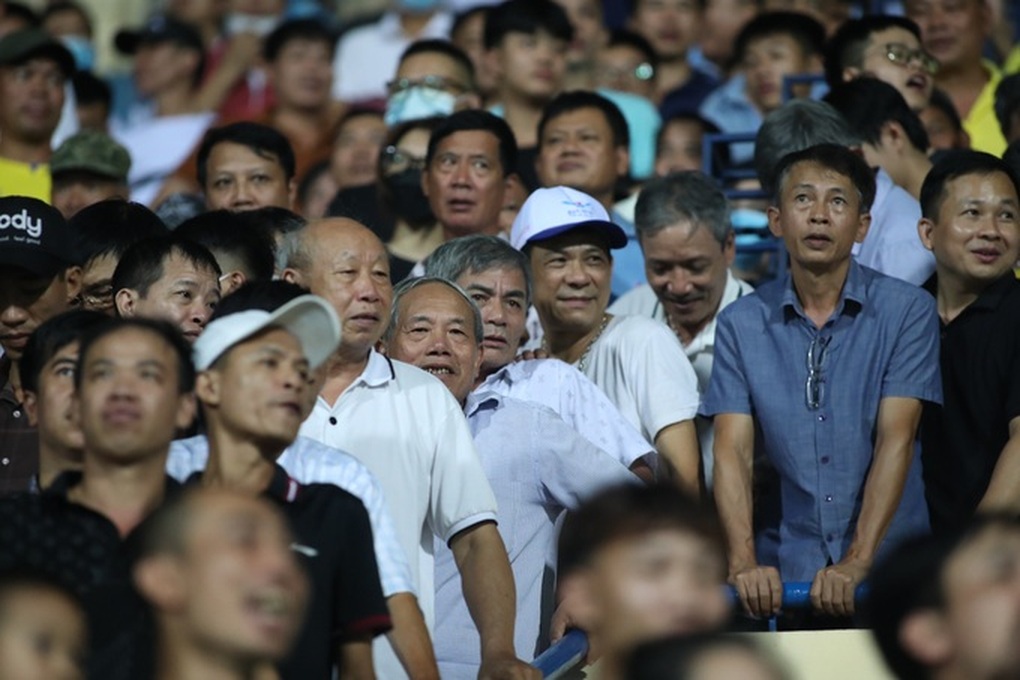 Hội CĐV Nam Định thông báo giải thể, từ chối cổ vũ đội bóng - 1 Hội CĐV Nam Định thông báo giải thể, từ chối cổ vũ đội bóng - 1
