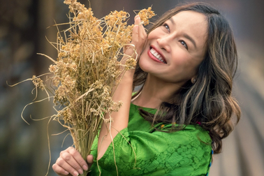 Diễn viên Tú Oanh tuổi 50: Tiết lộ bí mật đời tư, quá khứ từng muốn bỏ nghề