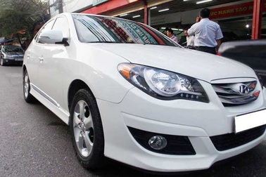 Hụt tiền chi tiêu, sếp đồng loạt rao bán ô tô giá rẻ