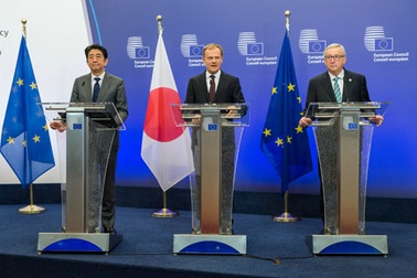 Không thể thiếu Nga trong giải quyết khủng hoảng