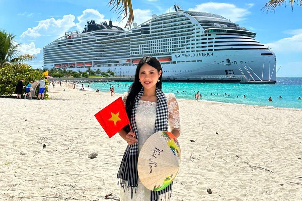 Cô gái làm việc ở du thuyền quốc tế lương nghìn USD, du lịch khắp thế giới - 2