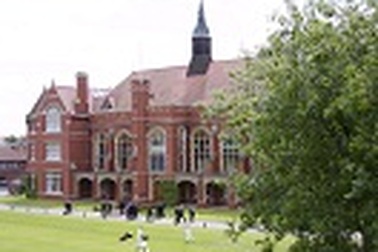 Học bổng du học Anh: Trường nội trú Rossall 