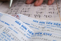 Tiền điện gộp 2 tháng làm một, người dân có bị thiệt thòi?