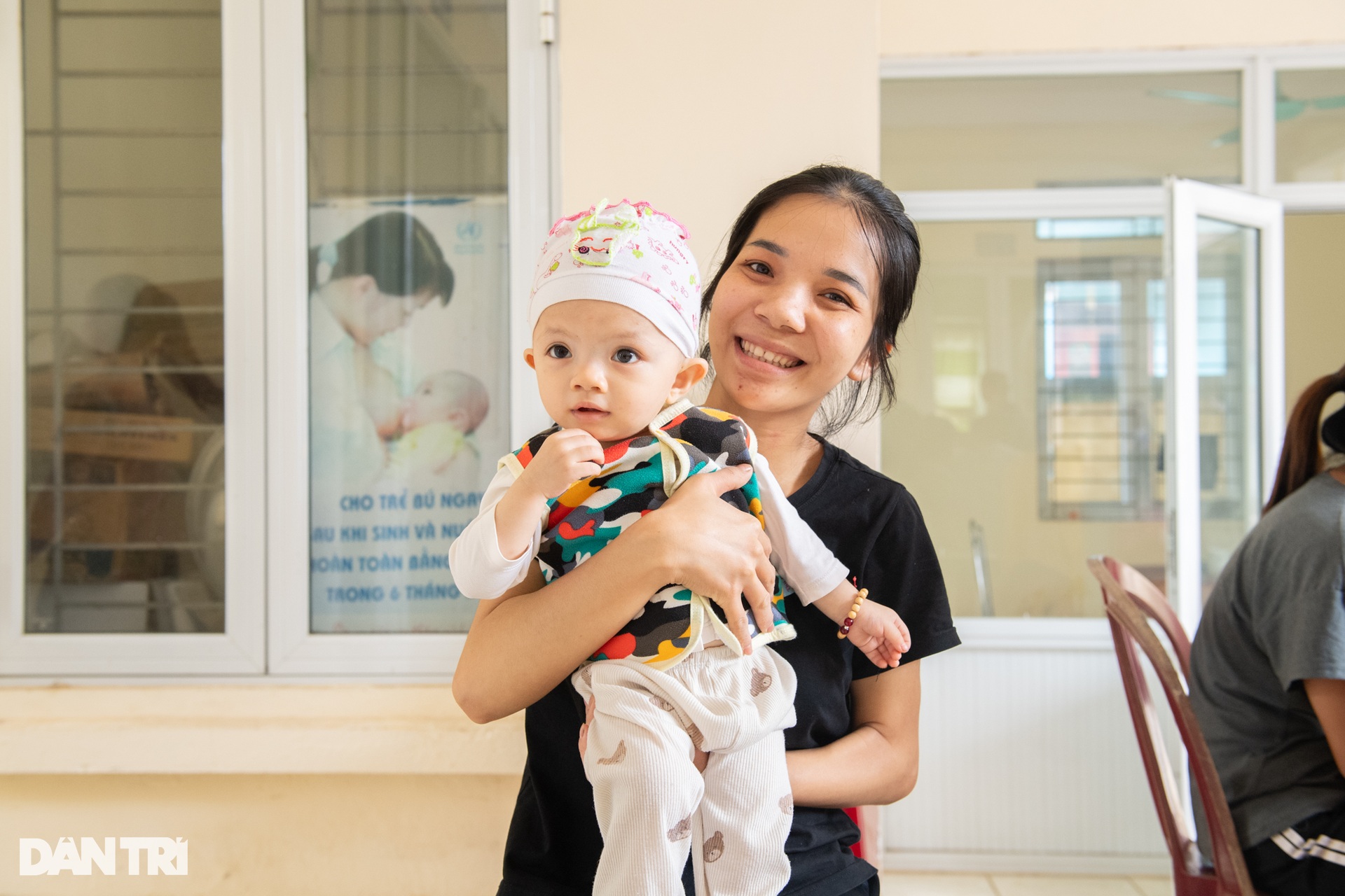 Tư vấn sức khoẻ như món quà quý đối với những gia đình còn khó khăn” - 11 Tư vấn sức khoẻ như món quà quý đối với những gia đình còn khó khăn” - 11