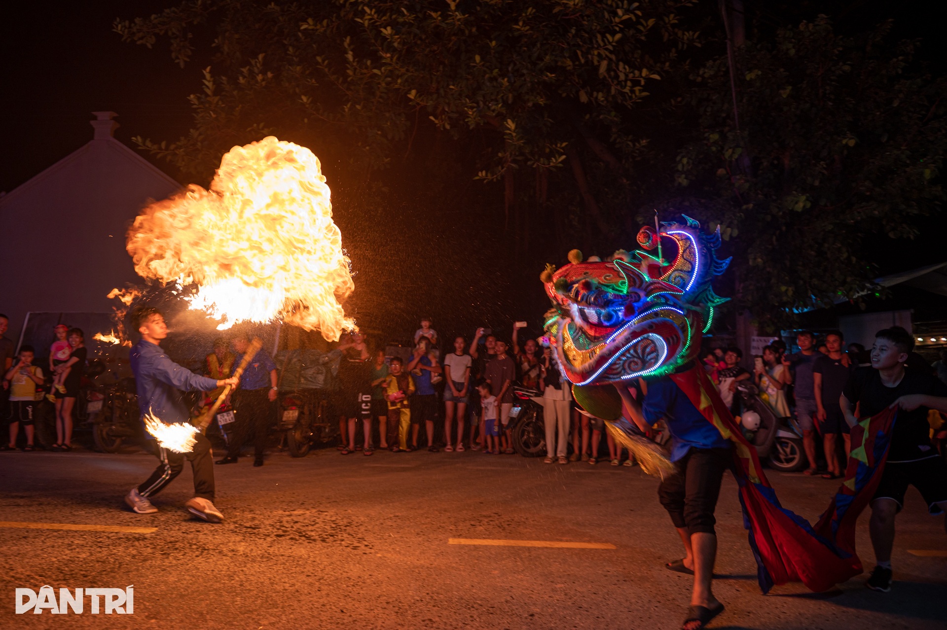 Thôn Cao Hạ: Hơn 50 năm duy trì truyền thống múa lân thổi lửa - 5