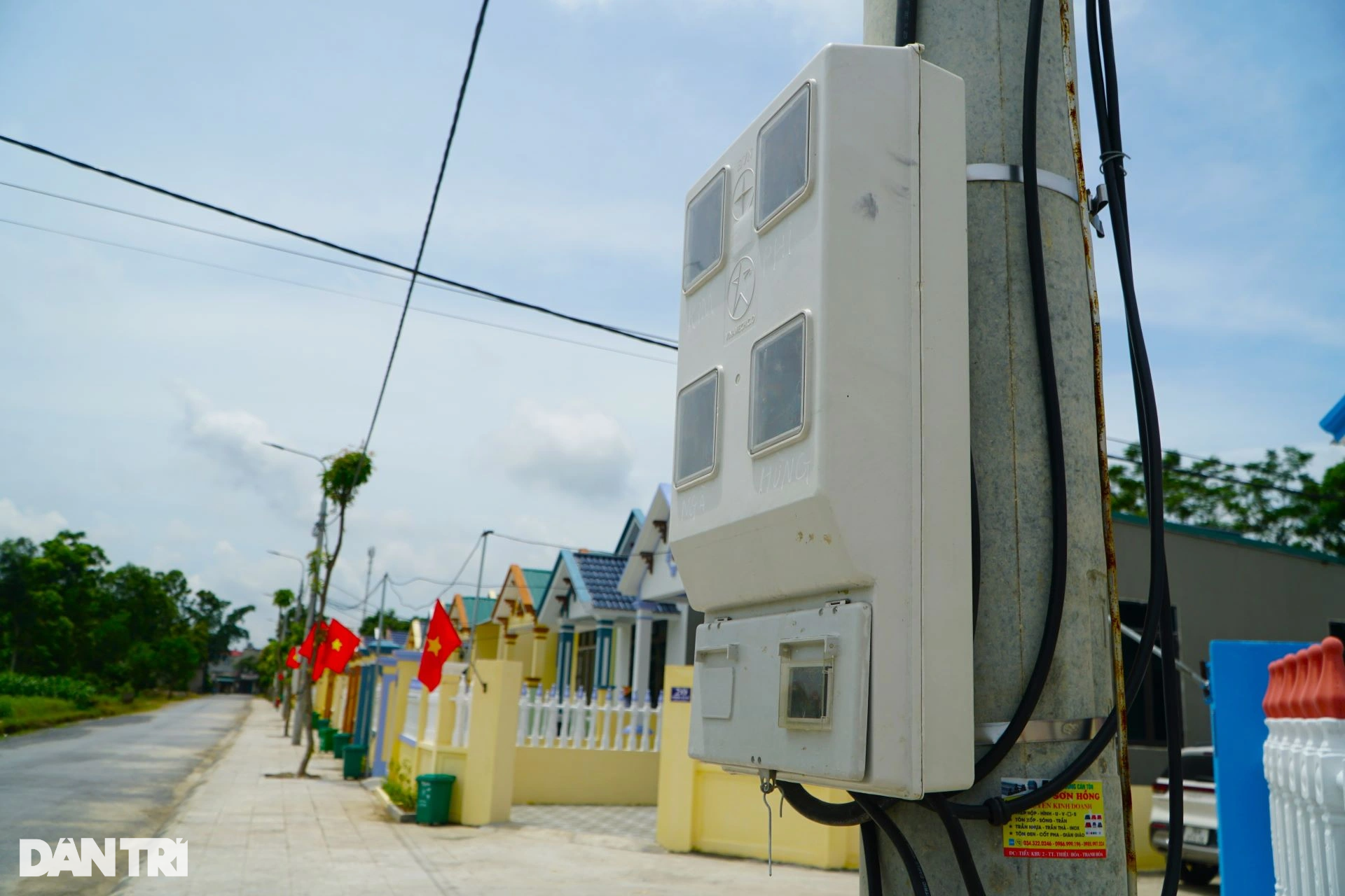 Nước mắt ngày từ sông nước chuyển lên ở khu biệt thự - 8 Nước mắt ngày từ sông nước chuyển lên ở khu biệt thự - 8