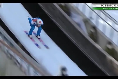 VĐV trượt tuyết suýt mất mạng sau pha tiếp đất lỗi