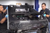 Tiền thay dầu xe Bugatti Veyron đủ mua một chiếc Corolla