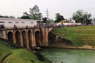 Tìm kiếm cô gái nhắn mẹ “đến nhận xác con về”