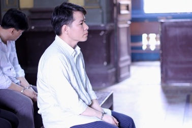 Sát hại vợ không thành, làm chết thai nhi 3 tháng tuổi