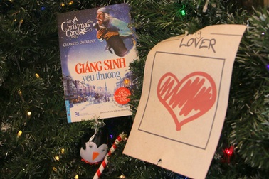 Giáng sinh yêu thương - tuyệt phẩm của đại văn hào Anh lay động  triệu trái tim