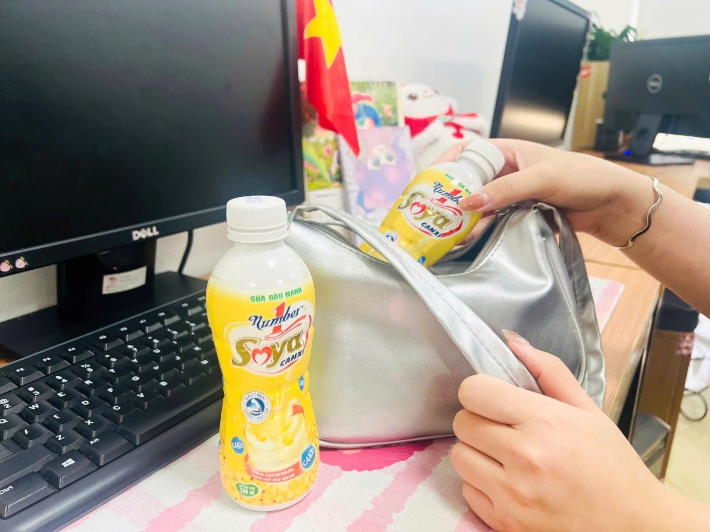 רדיפה אחר אורח חיים בריא ויפה מתוך דרכו של האדם הצעיר - 2 Theo đuổi lối sống khỏe đẹp từ sâu bên trong theo cách của người trẻ - 2