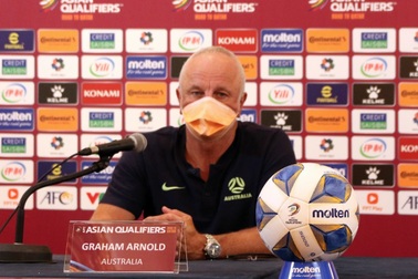 HLV Australia: "Chúng tôi tôn trọng và đánh giá cao đội tuyển Việt Nam"