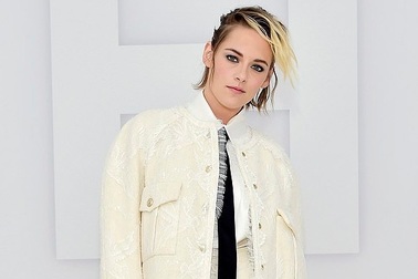 Fans sửng sốt vì Kristen Stewart ngày càng "chuẩn men"