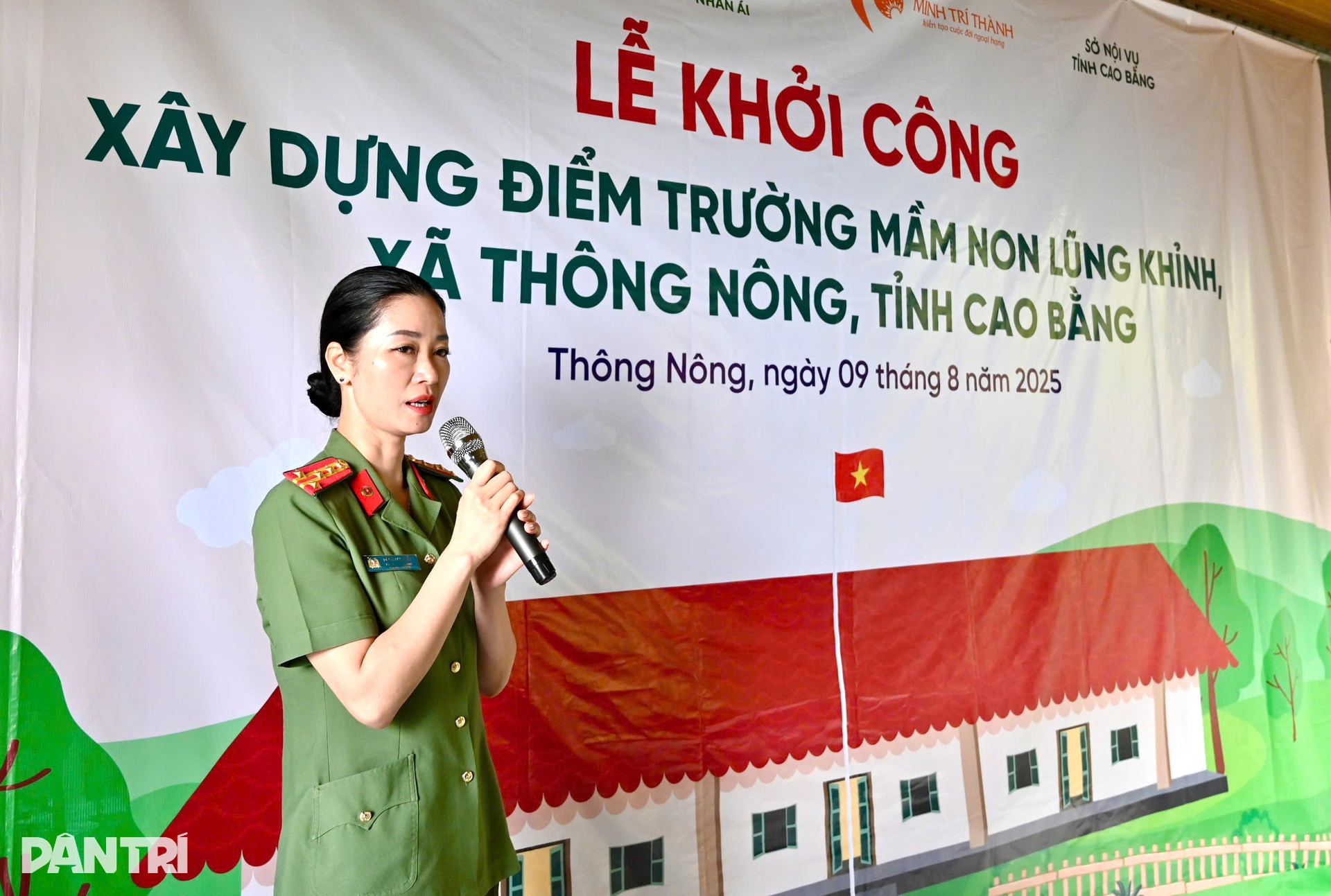 Báo Dân trí phối hợp cùng các đơn vị khởi công điểm trường Lũng Khỉnh - 6 Báo Dân trí phối hợp cùng các đơn vị khởi công điểm trường Lũng Khỉnh - 6