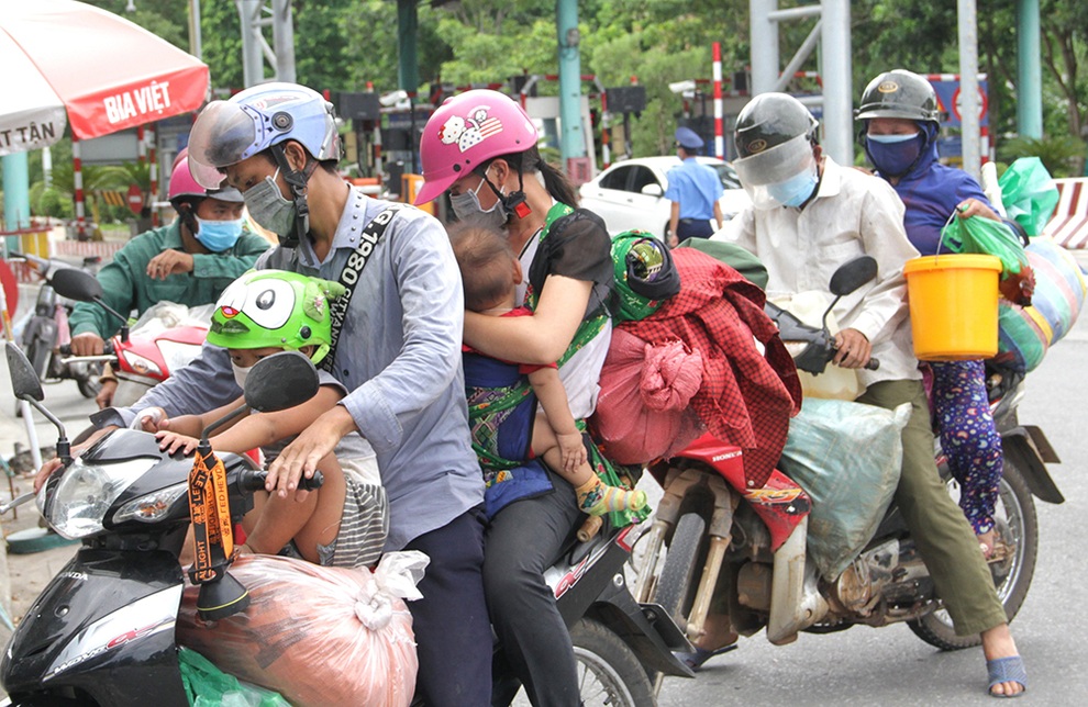Cuộc di cư lao động lịch sử: Cơ hội nào cho người chạy dịch, về quê? - 1 Cuộc di cư lao động lịch sử: Cơ hội nào cho người chạy dịch, về quê? - 1
