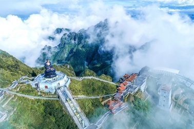 Thích thú trải nghiệm Tết vùng cao tại Lễ hội khèn hoa Fansipan 2019