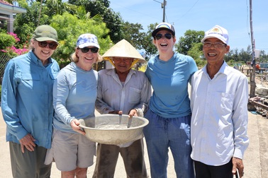 Việc làm kỳ lạ 30 năm trước của lão nghệ nhân từng nhận "lời ong tiếng ve"