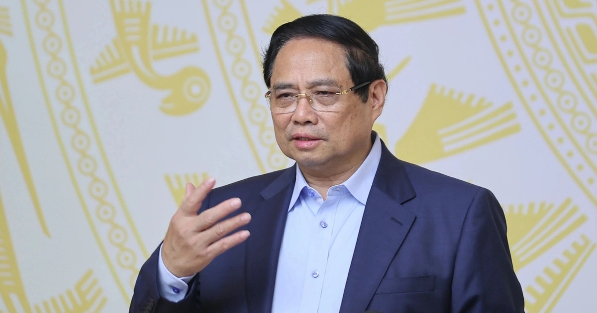 Thủ tướng: “Chậm nhất 2027 phải thiết kế, chế tạo được chip bán dẫn"