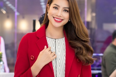 Hoa hậu Phạm Hương rạng ngời tham dự sự kiện G9 Moza