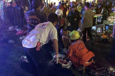 Du khách Việt tại Thái Lan bàng hoàng về vụ nổ bom rung chuyển Bangkok