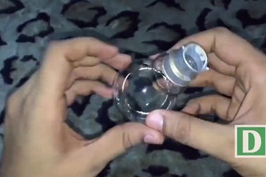 Mẹo tự chế máy chiếu từ… bóng đèn cũ