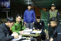 Phá đường dây đánh bạc giao dịch hơn nửa tỷ đồng/ngày, bắt giữ 21 đối tượng