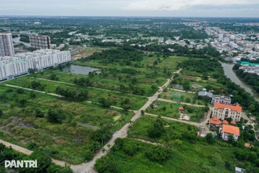 Người dân TPHCM "mắc kẹt" trong dự án đất nền hơn 20 năm chưa được xây nhà