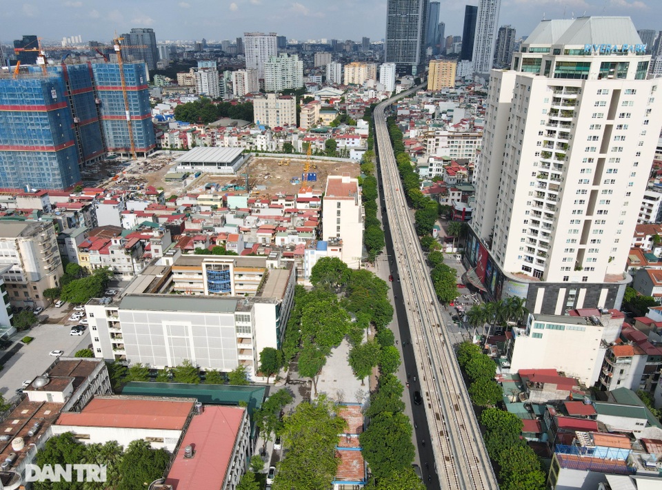 Đoạn đường dài 1km “cõng” đến 7 trường đại học, cao đẳng ở Hà Nội - 2 Đoạn đường dài 1km “cõng” đến 7 trường đại học, cao đẳng ở Hà Nội - 2