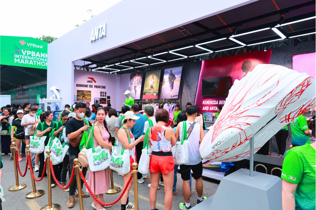 Đóng góp cho thể thao cộng đồng của ANTA qua VPBank International Marathon 2024 - 2 Đóng góp cho thể thao cộng đồng của ANTA qua VPBank International Marathon 2024 - 2