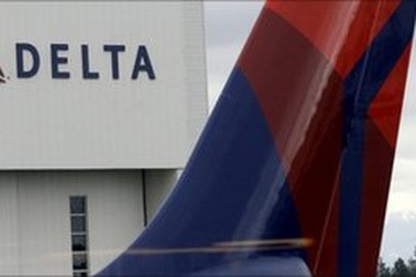 Máy bay từ Amsterdam hạ cánh khẩn cấp xuống Ấn Độ