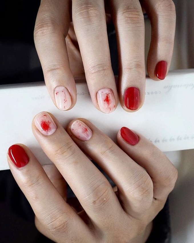 10 mẫu móng tay đỏ đón năm mới rực rỡ, may mắn