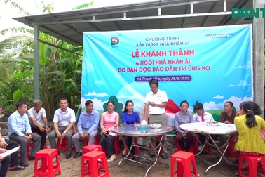 Khánh thành 4 ngôi nhà nhân ái ở Cần Thơ do bạn đọc Dân trí tài trợ