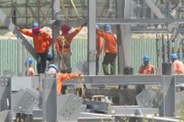 Gần 2.000 chuyên gia, lao động nước ngoài trở lại Vũng Áng làm việc