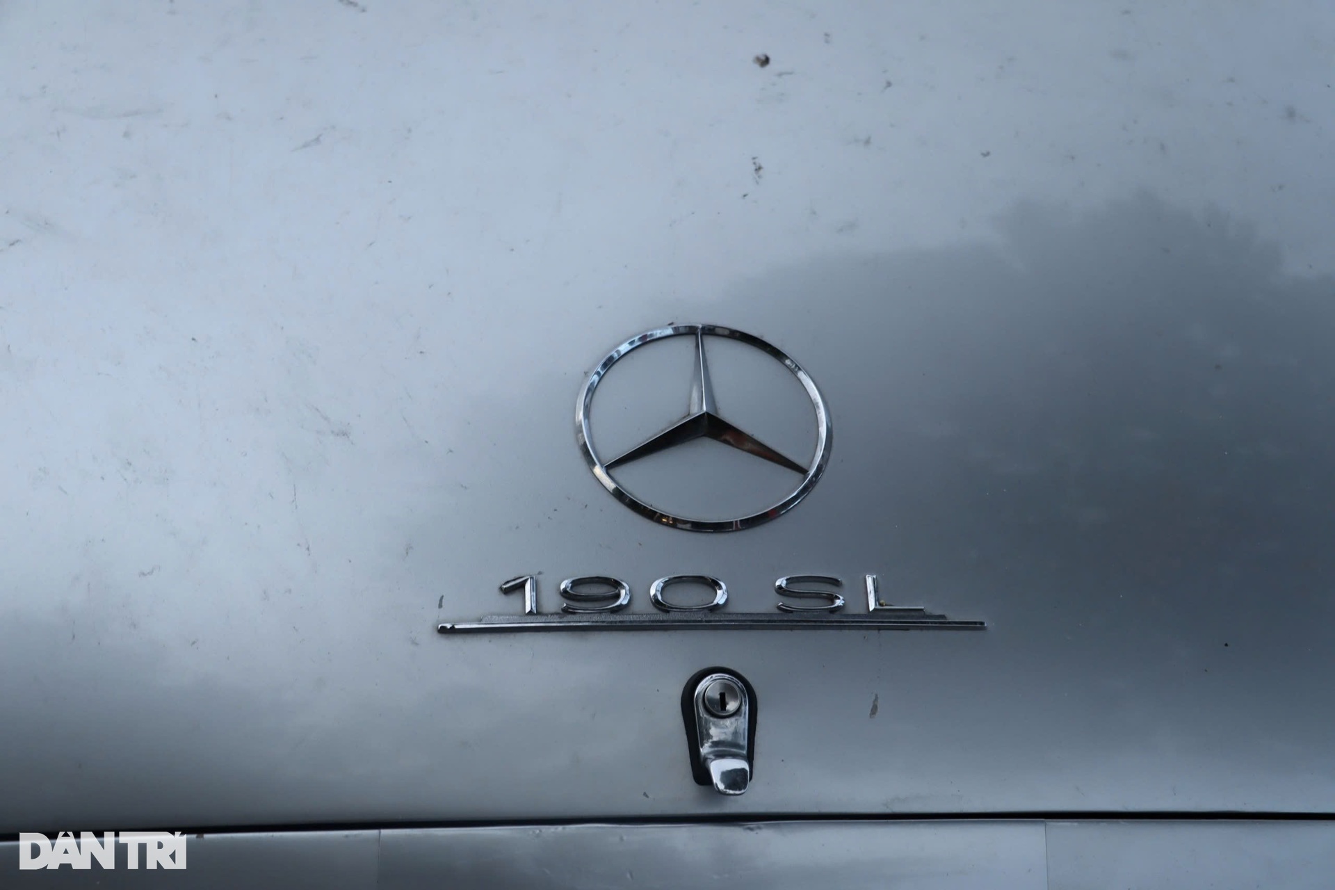 Ngắm dàn xe Mercedes-Benz cổ của ông Đặng Lê Nguyên Vũ - 6 Ngắm dàn xe Mercedes-Benz cổ của ông Đặng Lê Nguyên Vũ - 6