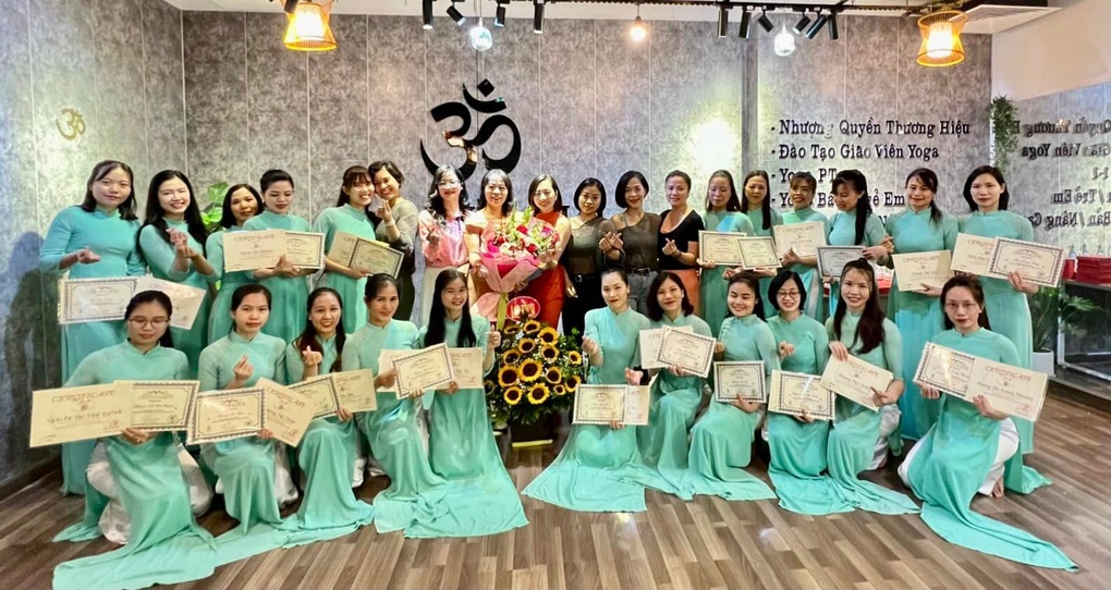 Tham gia khóa đào tạo huấn luyện viên cùng trung tâm Yoga Luna Thái - 4 Tham gia khóa đào tạo huấn luyện viên cùng trung tâm Yoga Luna Thái - 4