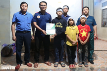 Báo Dân trí hỗ trợ "nóng" gia đình có người thân gặp nạn trong mưa lũ