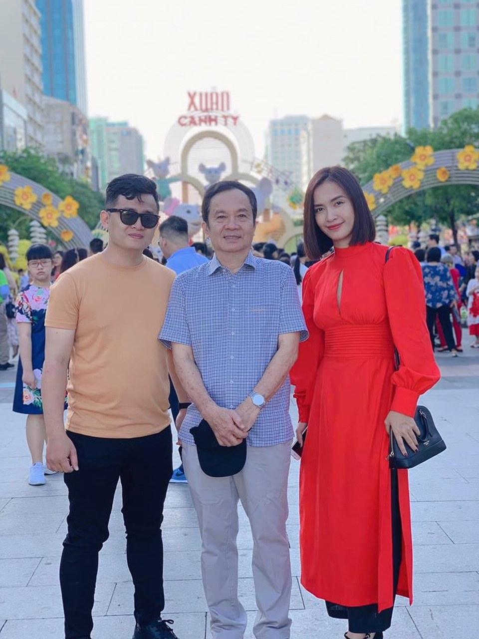 Sao Việt đi đâu, làm gì ngày đầu năm? - 7