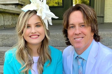 Con gái Anna Nicole Smith càng lớn càng xinh