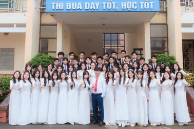 Lớp học có thủ khoa toàn quốc, bội thu điểm 10 ở Ninh Bình