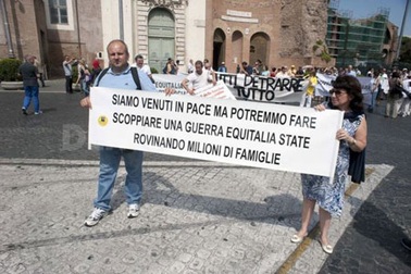 Cơ quan Thuế vụ Italia nhận được bom thư