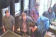 Những hình ảnh đầu tiên về CEO Facebook ở Hà Nội