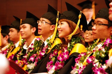 “Chê” SV dân lập: Nam Định không thực hiện đúng Luật GD