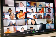 Tranh biện đối kháng trực tuyến tại Vòng Chung kết English Champion 2021