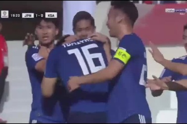 Bàn thắng mở tỷ số của Nhật Bản