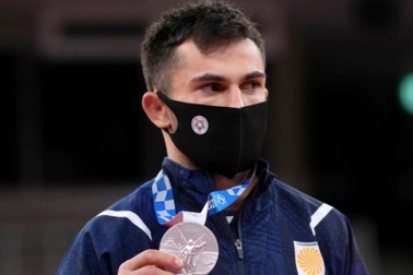 Võ sĩ Georgia giành HCB Olympic 2020 bị trục xuất vì lý do khó đỡ