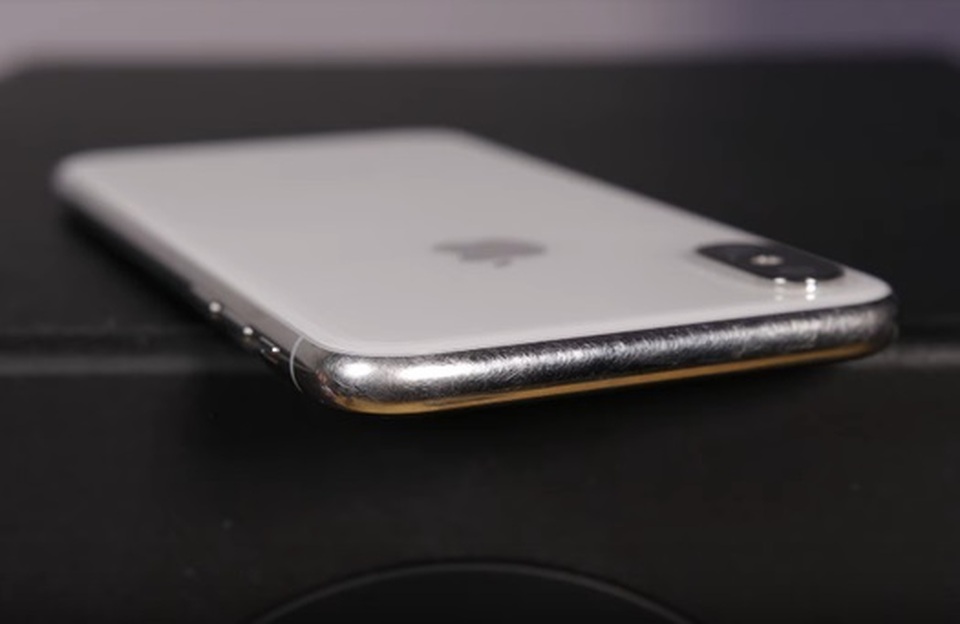 iPhone hàng bãi ồ ạt về Việt Nam dịp cuối năm, cẩn thận khi mua - 2 iPhone hàng bãi ồ ạt về Việt Nam dịp cuối năm, cẩn thận khi mua - 2