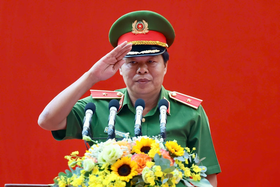 Nghẹt thở với cuộc diễn tập PCCC lớn nhất năm ở TPHCM - 2 Nghẹt thở với cuộc diễn tập PCCC lớn nhất năm ở TPHCM - 2