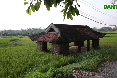 Hà Nội: Bí ẩn những ngôi quán cổ dành cho "người đã khuất" ở làng Đường Lâm