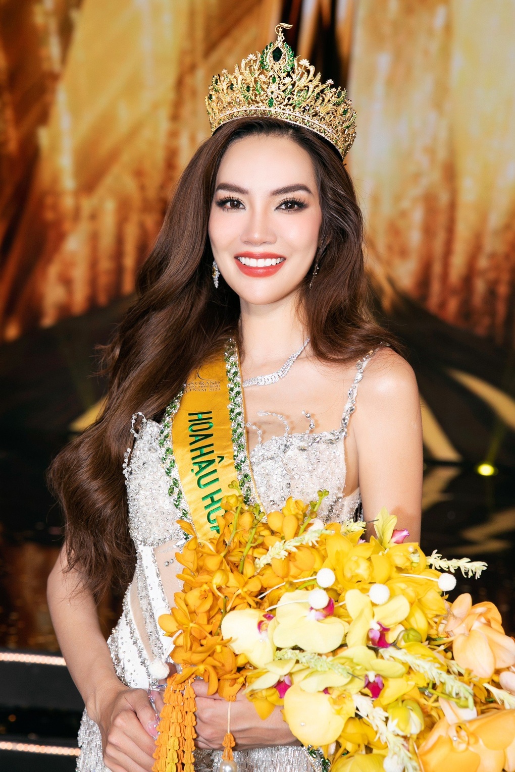 Lê Hoàng Phương đăng quang Miss Grand Vietnam 2023